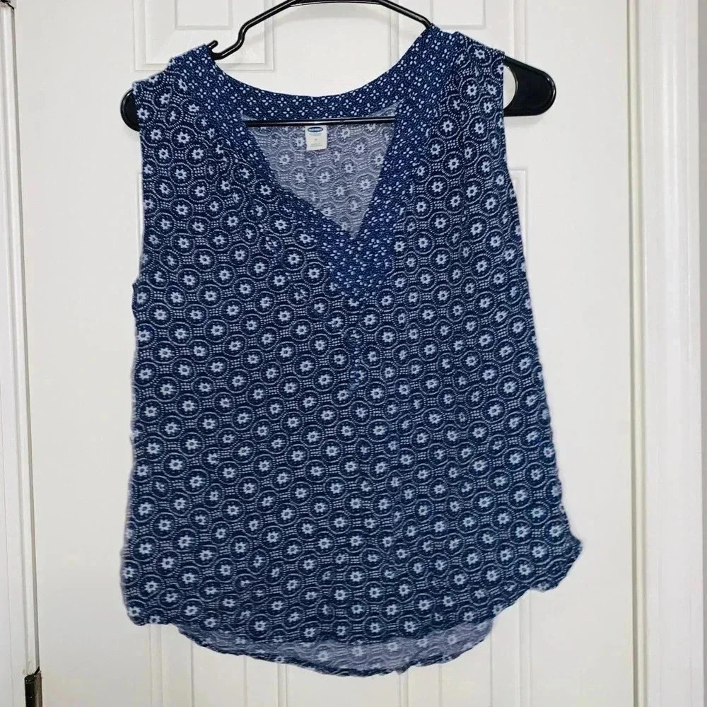 🧾 Old Navy Blouse